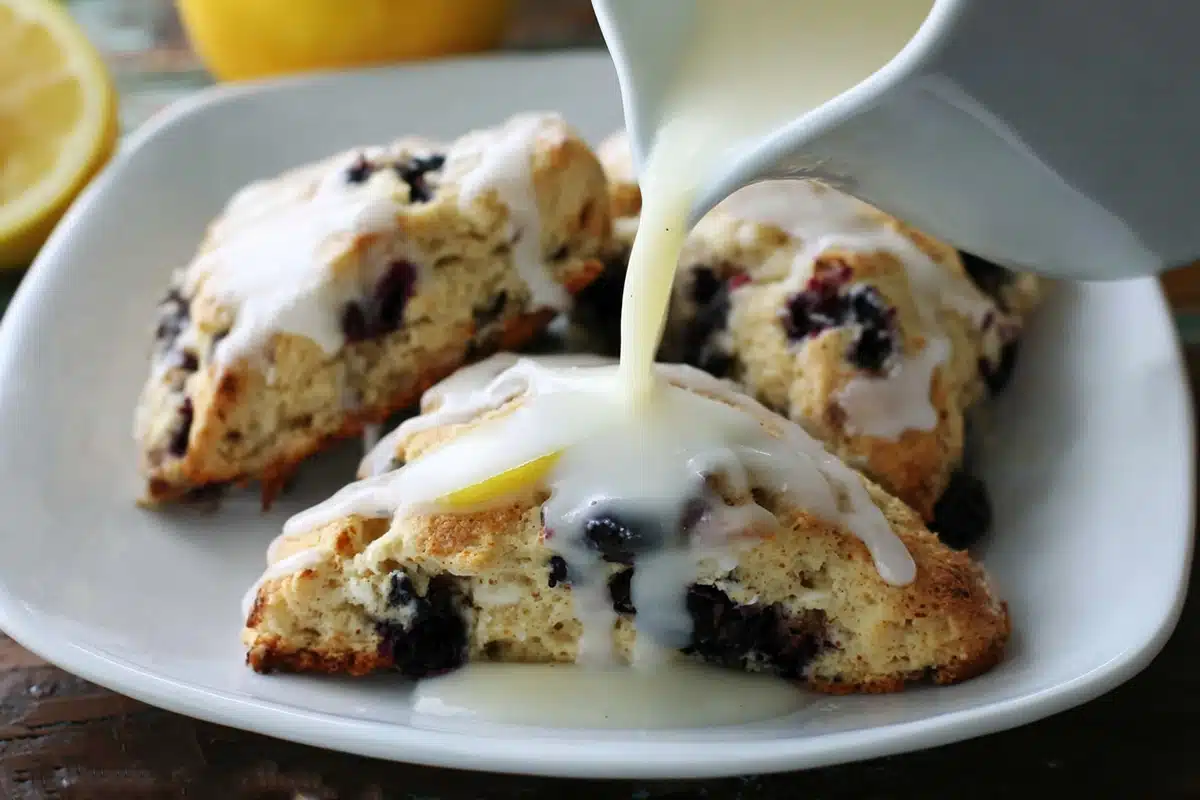 Blueberry Scones: A Juicy Twist on a Homemade Classic 6 Blueberry Scones