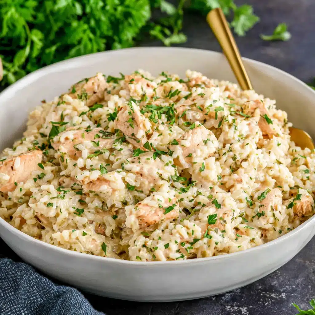 Creamy Chicken Breast with Rice – A Comforting Skillet Dinner 4 Creamy Chicken Breast with Rice