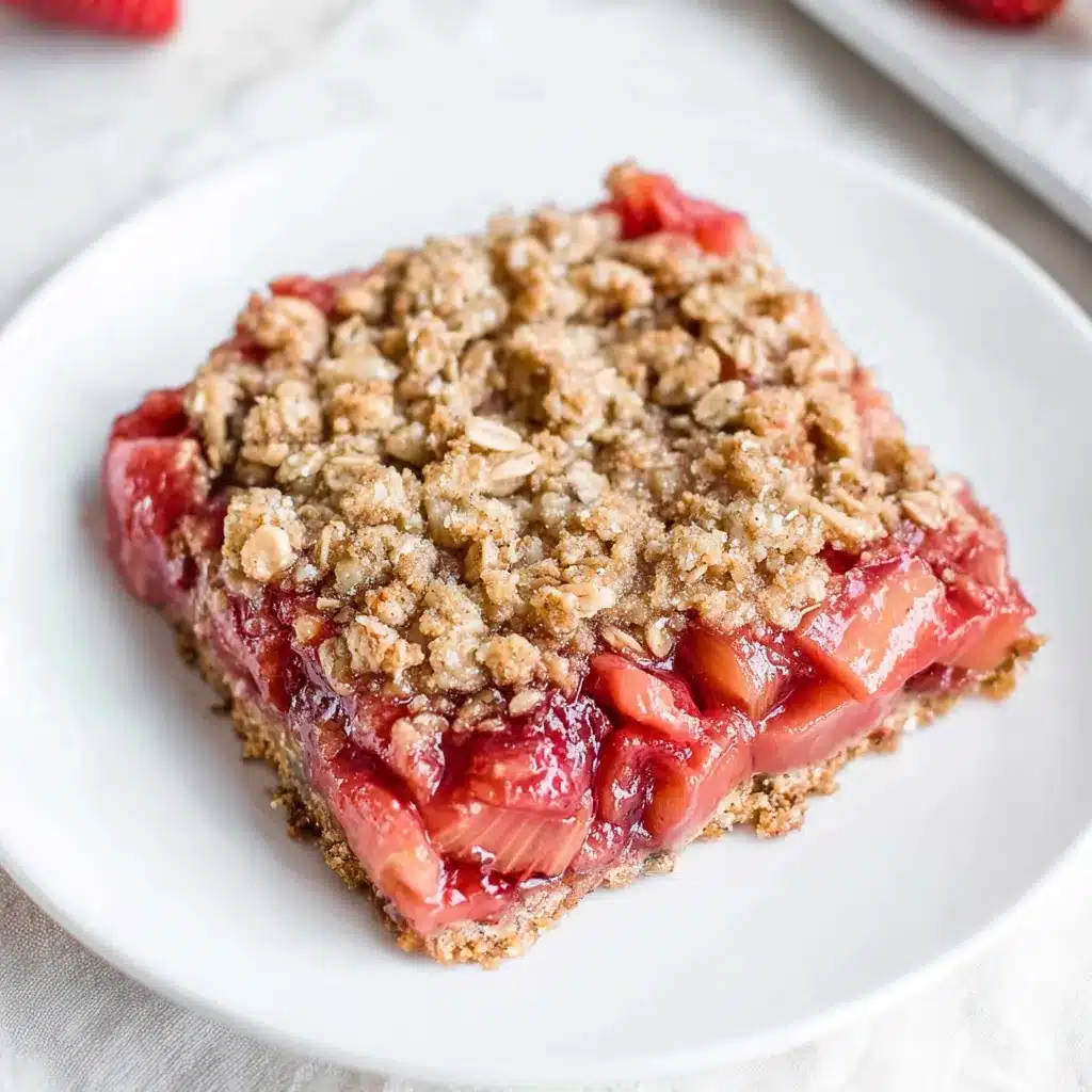 Healthy Strawberry Rhubarb Crumble