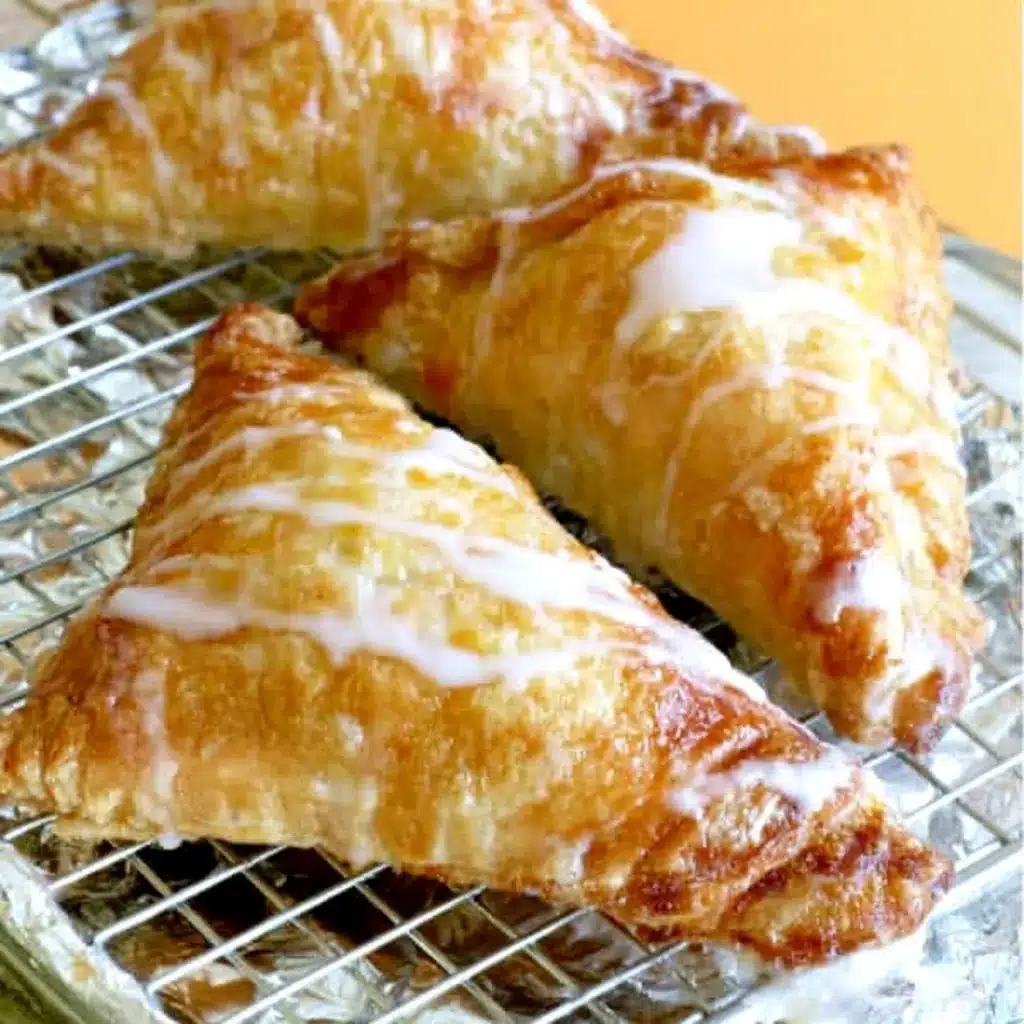 Peach Turnovers with Vanilla Glaze: An Easy Homemade Dessert 4 Peach Turnovers